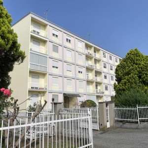 Alloggio 4 vani + servizi Biella